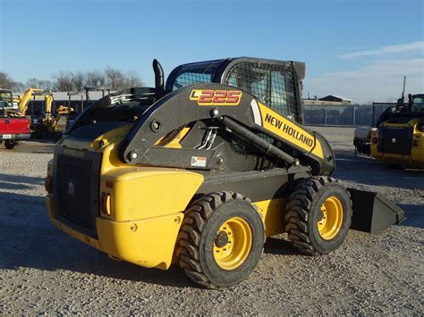 new holland skid steer l225 specs|l225 new holland for sale.